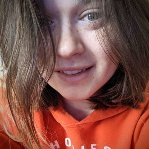 Meet your Posher, Izzy